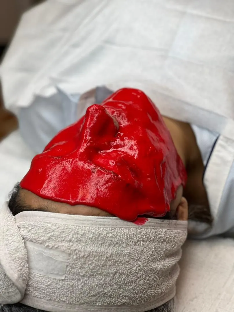 ماسک صورت و خدمات پاکسازی