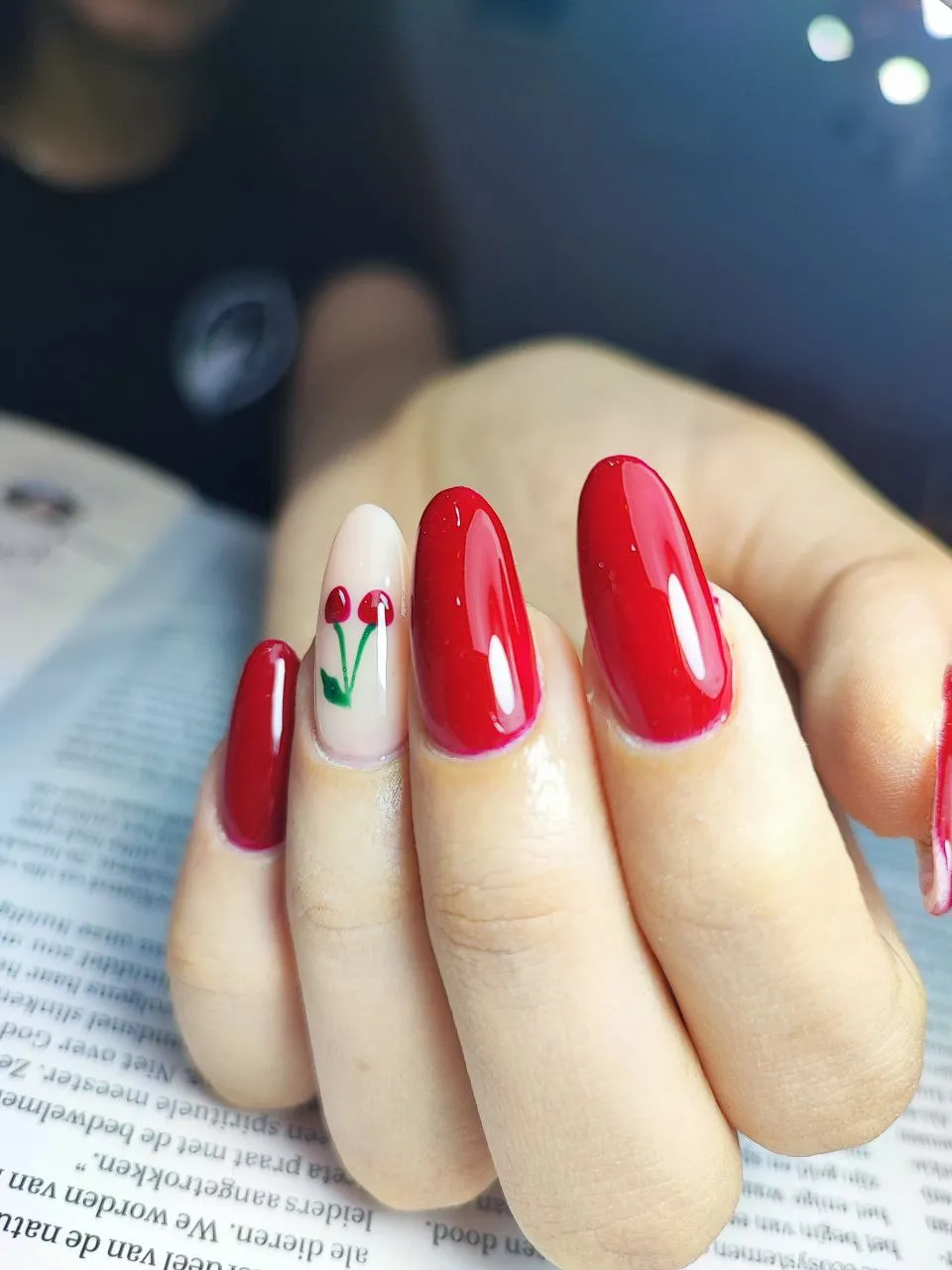 کاشت و ترمیم ناخن در مرکز درسایکتا