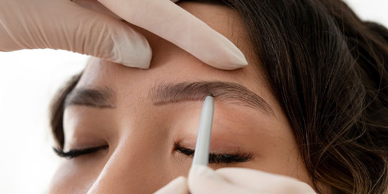 میکروبلیدینگ ابرو